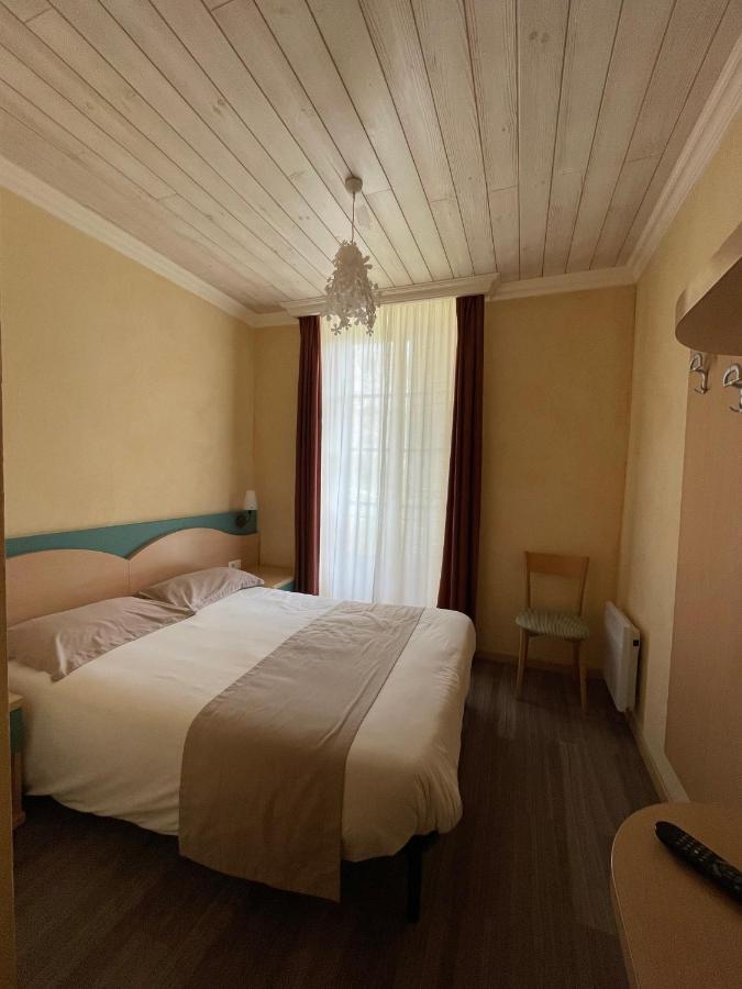 Hotel Le Mirval La Brigue Esterno foto