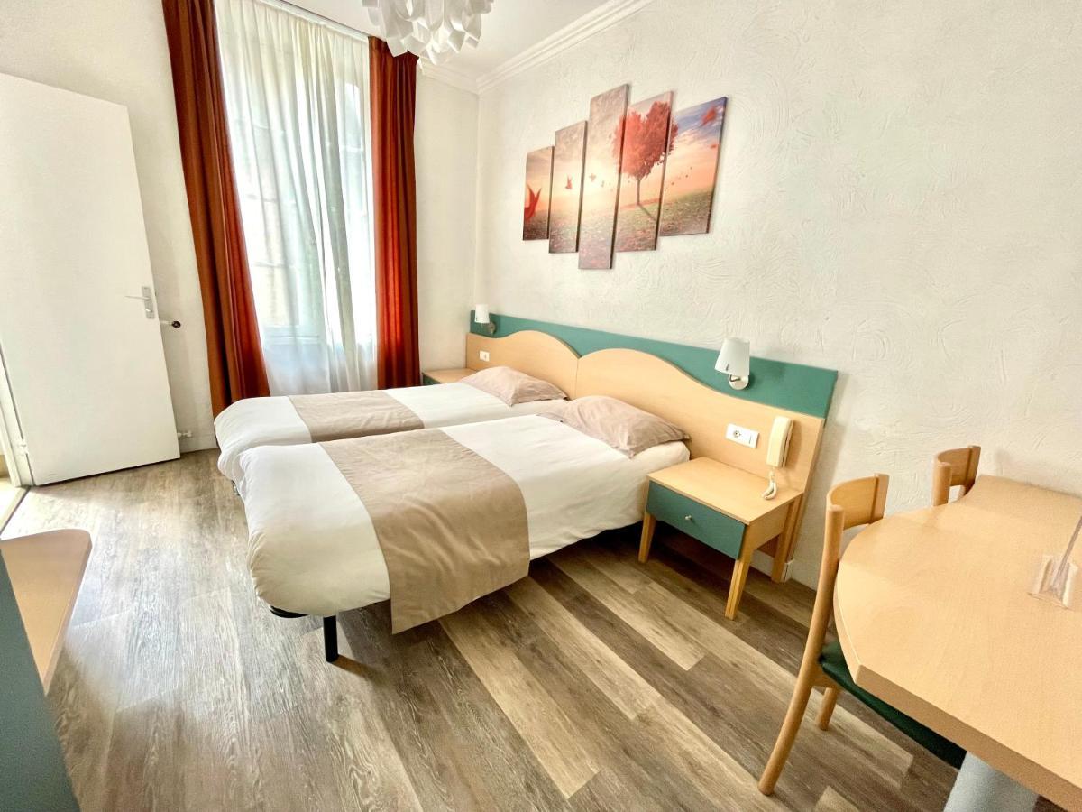 Hotel Le Mirval La Brigue Esterno foto