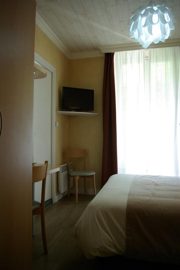 Hotel Le Mirval La Brigue Esterno foto