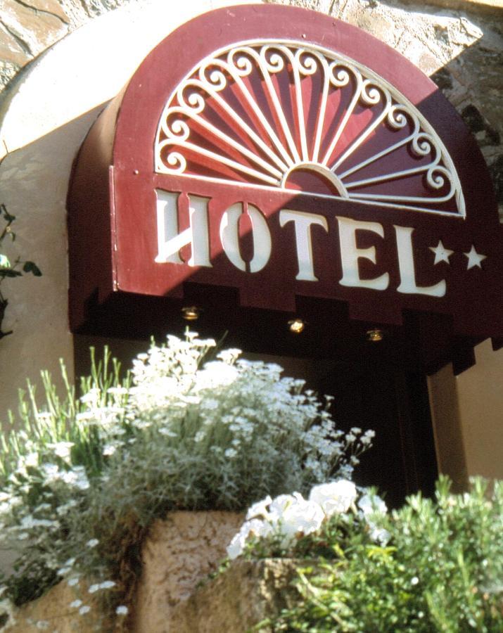 Hotel Le Mirval La Brigue Esterno foto