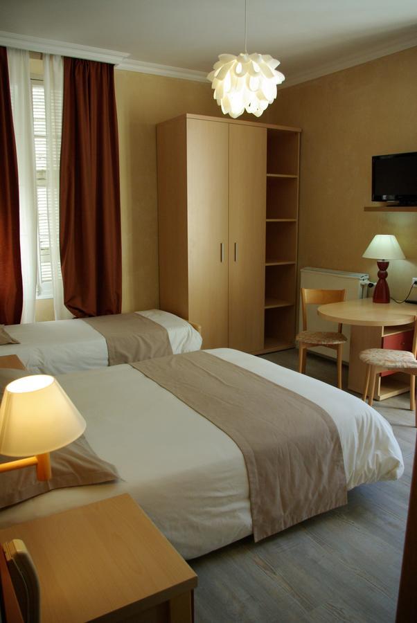 Hotel Le Mirval La Brigue Esterno foto