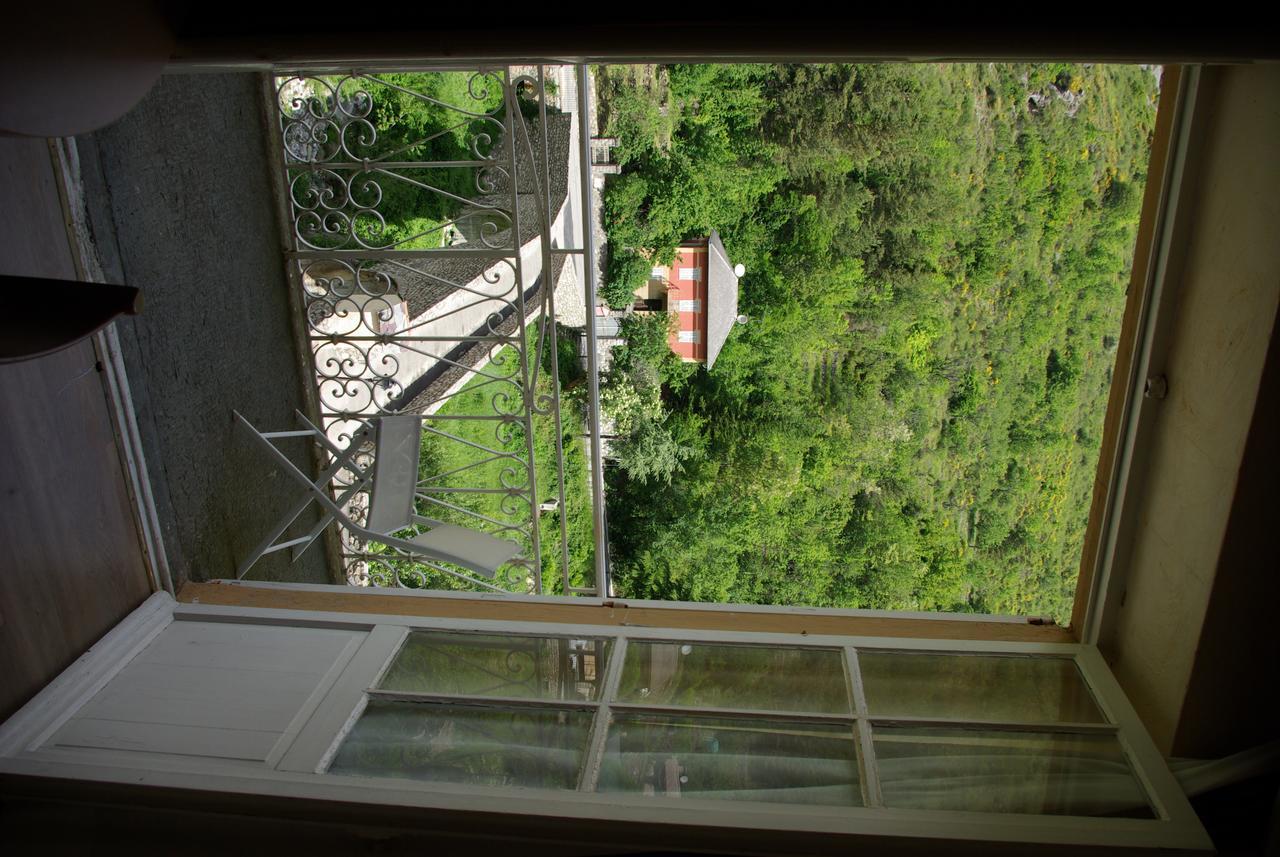 Hotel Le Mirval La Brigue Esterno foto